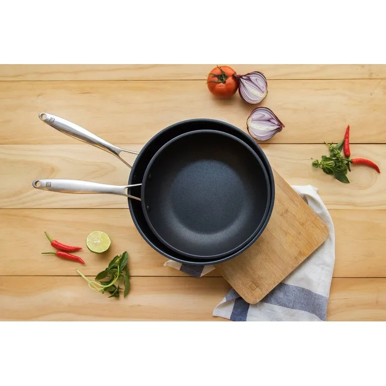 Companion Non-Stick Cast-Aluminum Frying Pan, 30cm