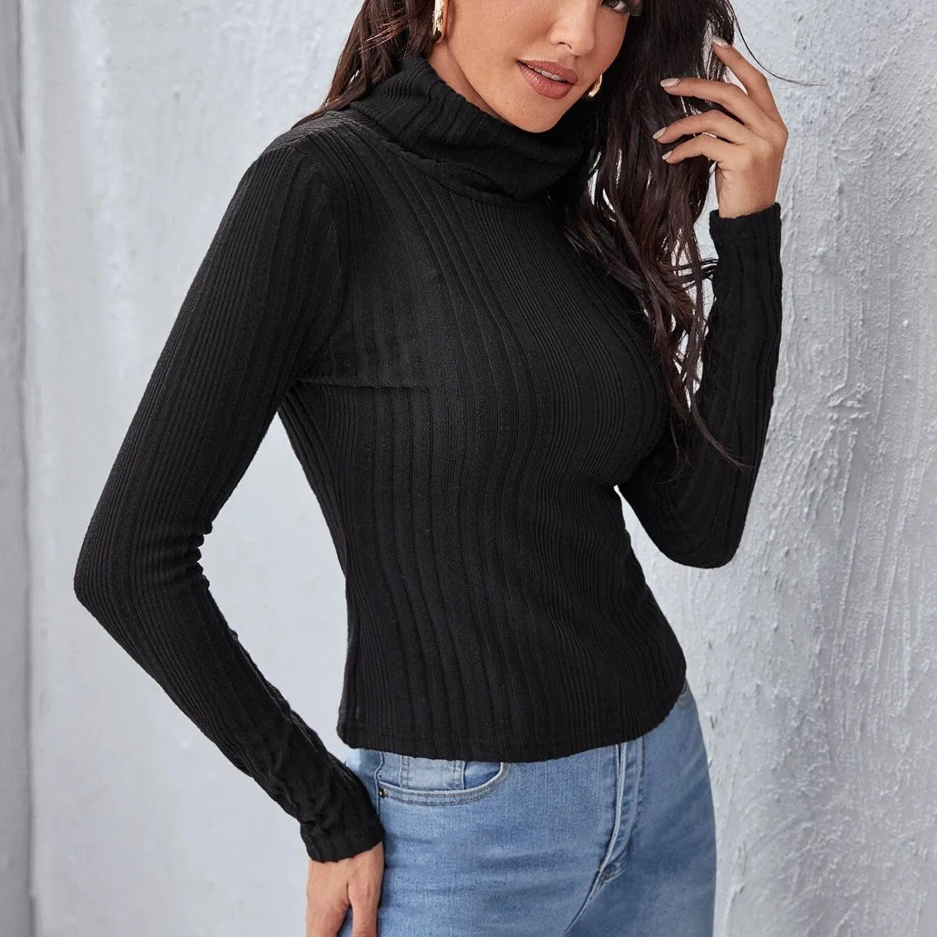 Rolled Neck Rib-knit Tee